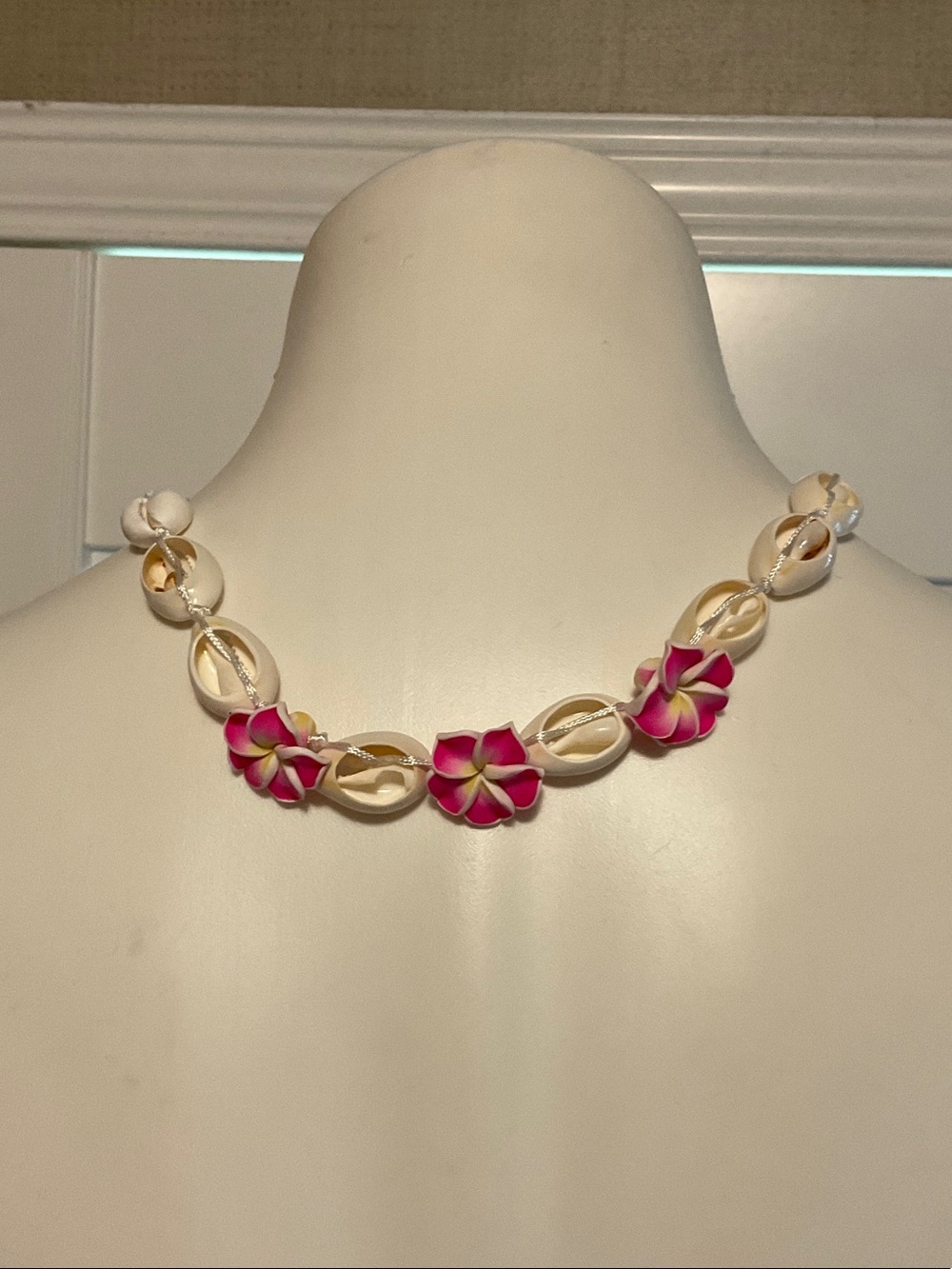 Pink Flower Shell Necklace - Tropical Beaded Necklace